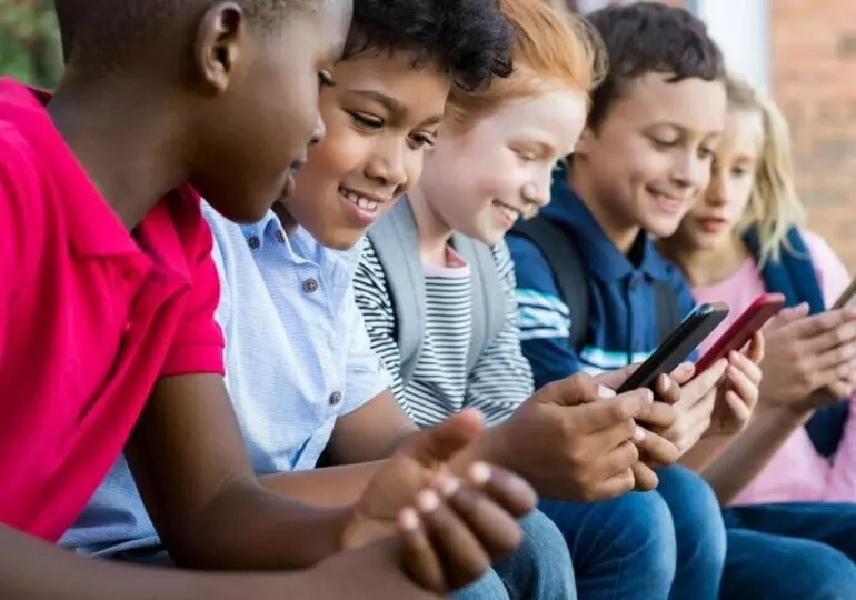 Protection de l’enfance : Meta doit répondre de ses échecs, selon Thierry Breton
