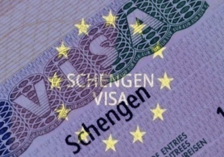 La réforme du permis de longue durée pour les ressortissants non européens rejetée ?