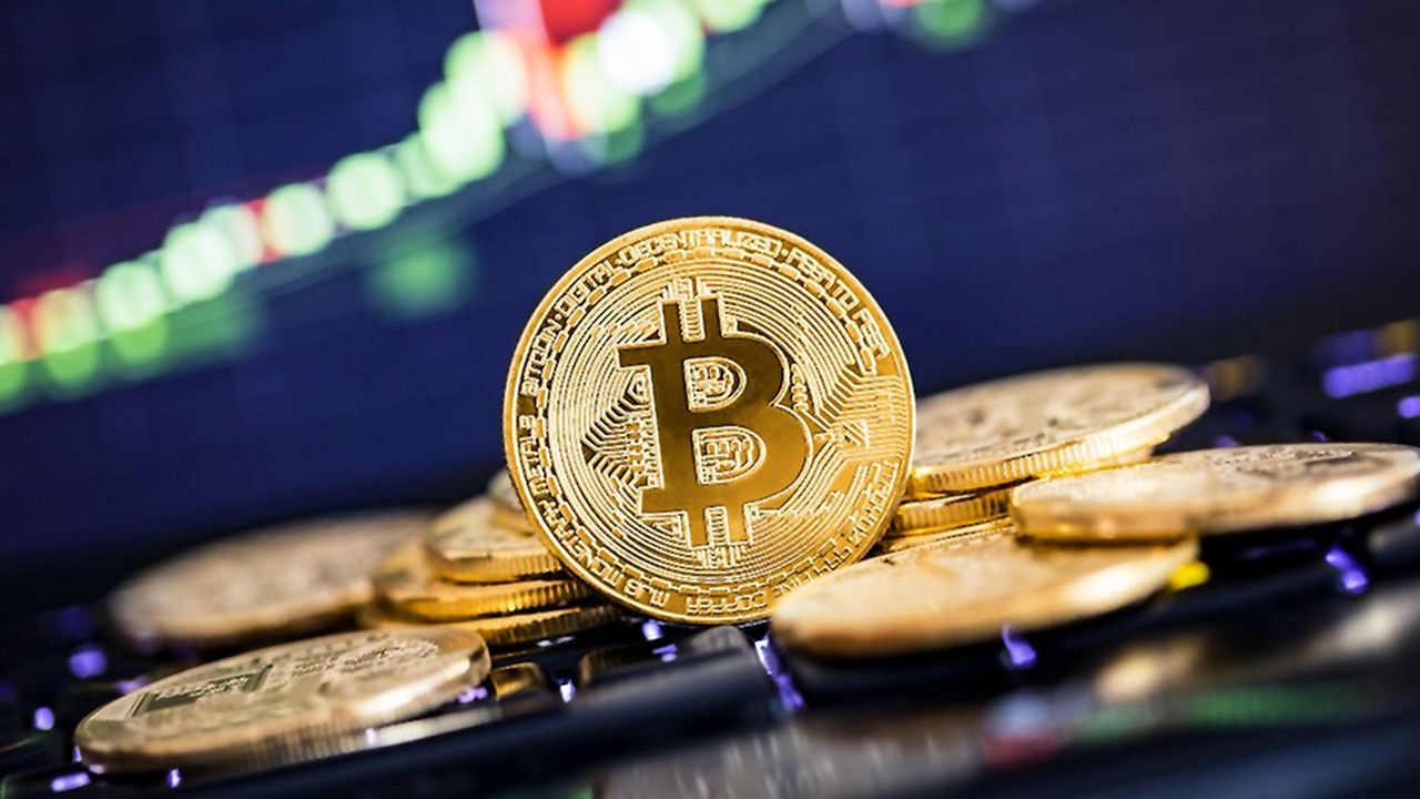 Le Bitcoin a touché un plus haut à 69.191,94 dollars ce 05 mars 2024. La cryptomonnaie a gagné 4% en un jour, 20% en une semaine et 59% en un mois. Sa capitalisation s&rsquo;élève à 1.300 milliards de dollars, portant l&rsquo;ensemble du marché crypto au-dessus des 2.550 milliards de dollars de capitalisation.