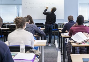 Frais d'études supérieures, les Français de l'étranger discriminés