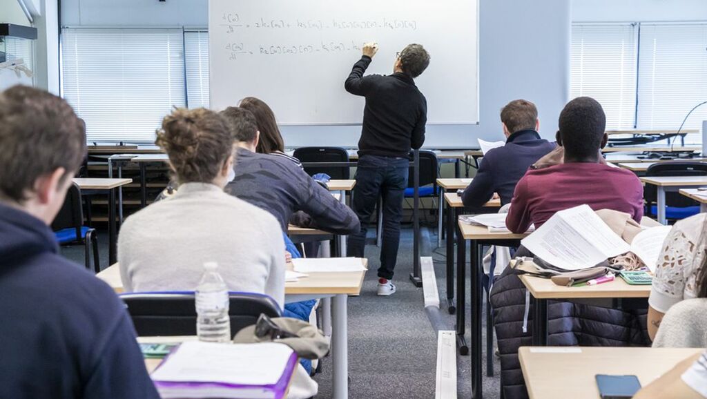 Frais d&rsquo;études supérieures, les Français de l&rsquo;étranger discriminés