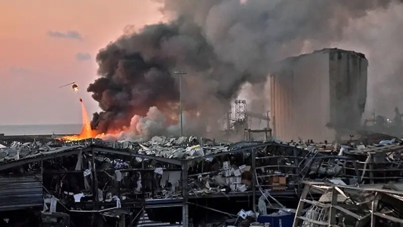 Une violente explosion dans la zone portuaire de la capitale libanaise, Beyrouth ©Getty images