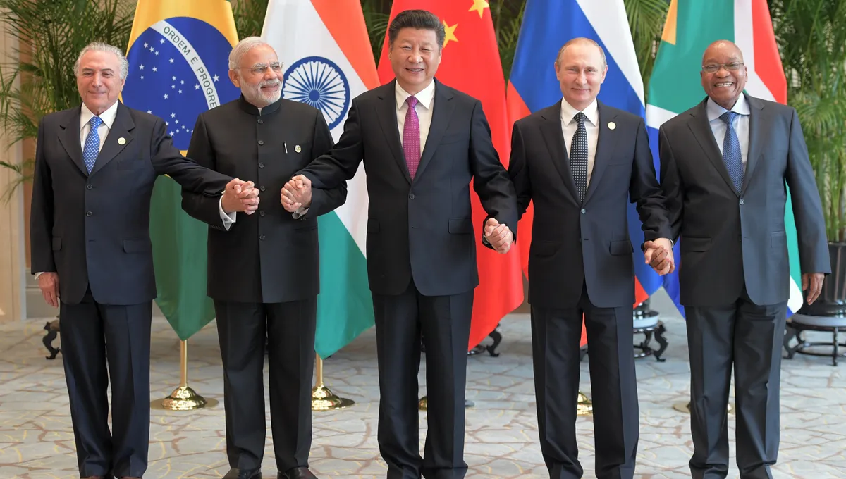 Les dirigeants des BRICS, réunis en 2016 à Hangzhou en Chine : Michel Temer, Narendra Modi, Xi Jinping, Vladimir Poutine, et Jacob Zuma, © AFP - Sputnik / Sergey Guneev