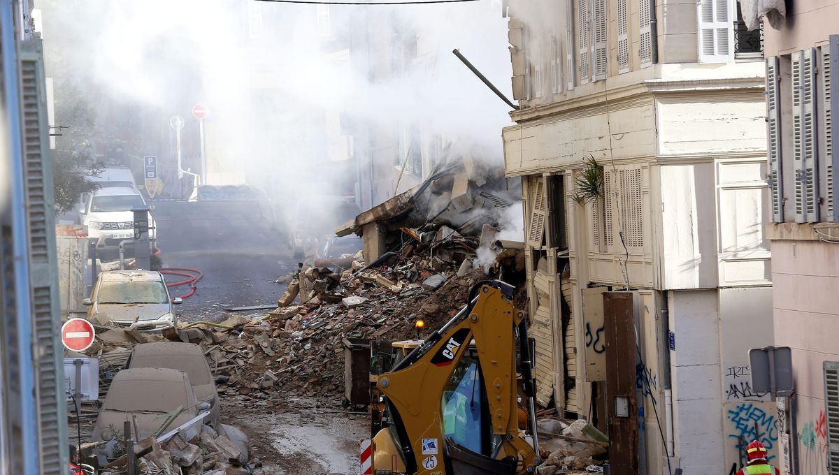 « J&rsquo;étais en train de regarder la télévision dans mon lit et j&rsquo;ai entendu la déflagration. C&rsquo;était vraiment un bruit de bombe » – Une témoin de l&rsquo;effondrement de l&rsquo;immeuble à Marseille samedi 08 avril 2023