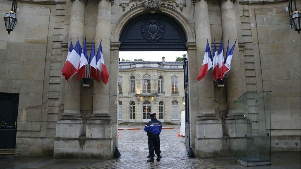 Remaniement : Élisabeth Borne est-elle irremplaçable ?