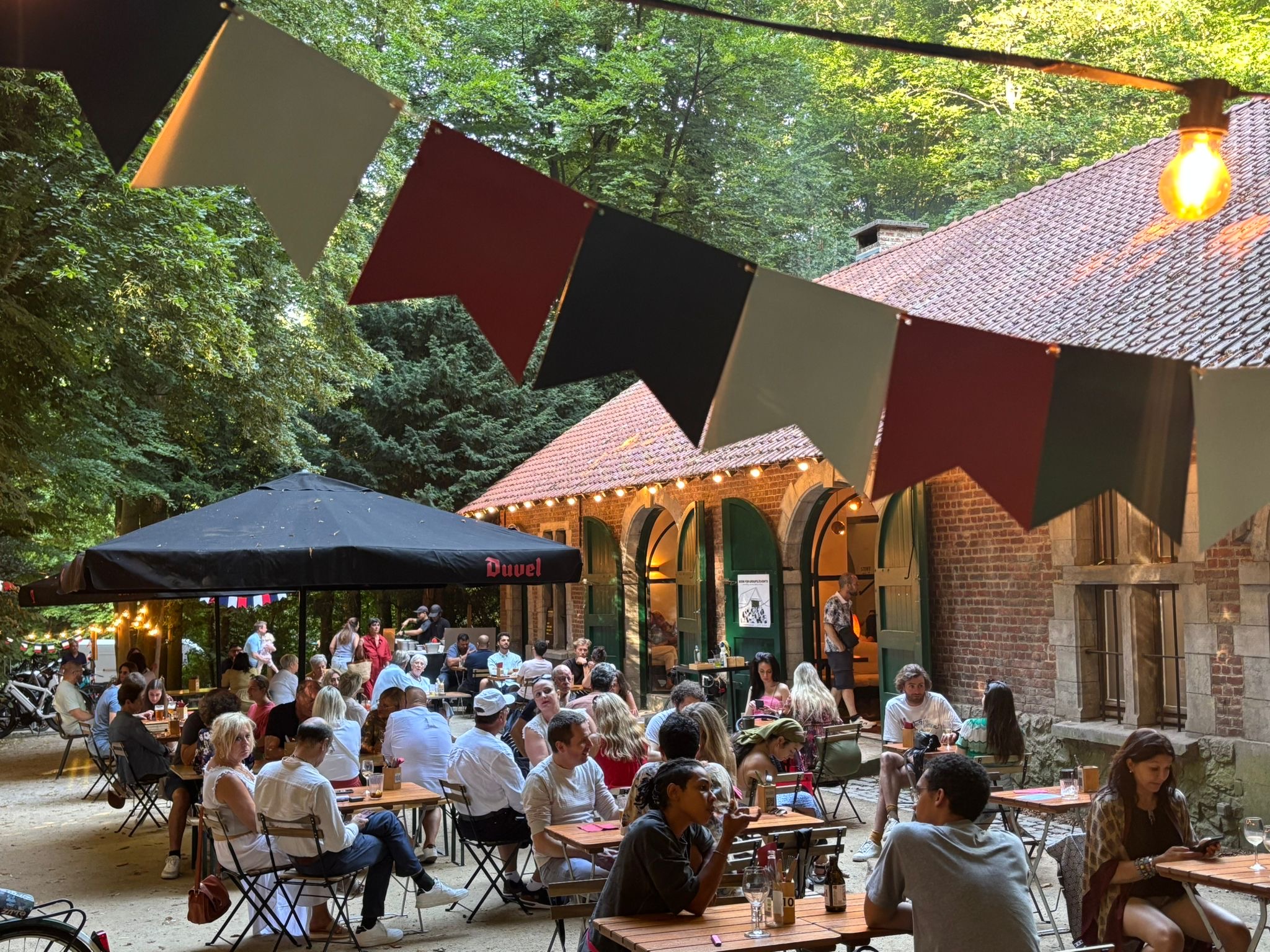 Barbecue du 13 juillet 2025 de l'Union des Français de Belgique ©UFB