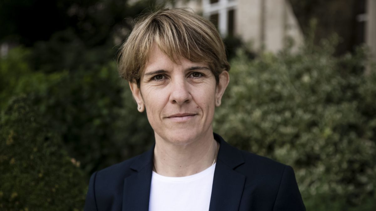 LA DÉPUTÉE SAMANTHA CAZEBONNE « ENCADRÉE »
