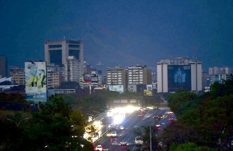 Black out à Caracas. Bientôt la lumière.