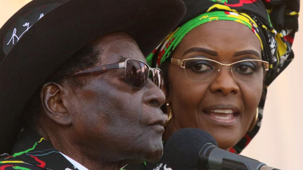Mugabe en enfer – La mort n’excuse pas tout.