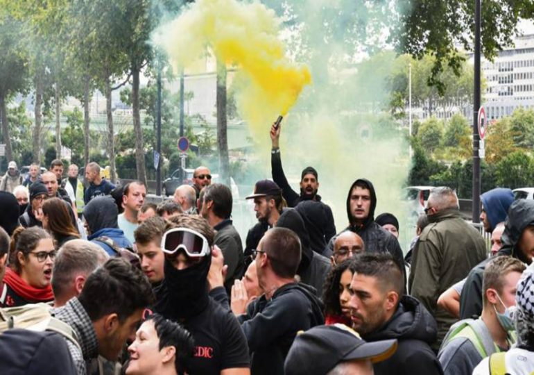 "Gilets jaunes" : des milliers de manifestants pour la rentrée - Le tour des manifestations