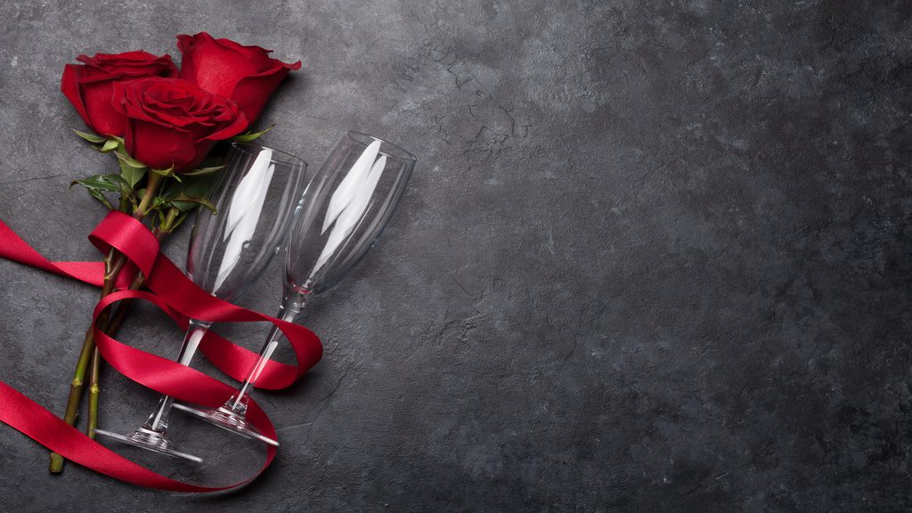 J-7 : La Saint-Valentin dans le monde, quels cadeaux pour les amoureux?