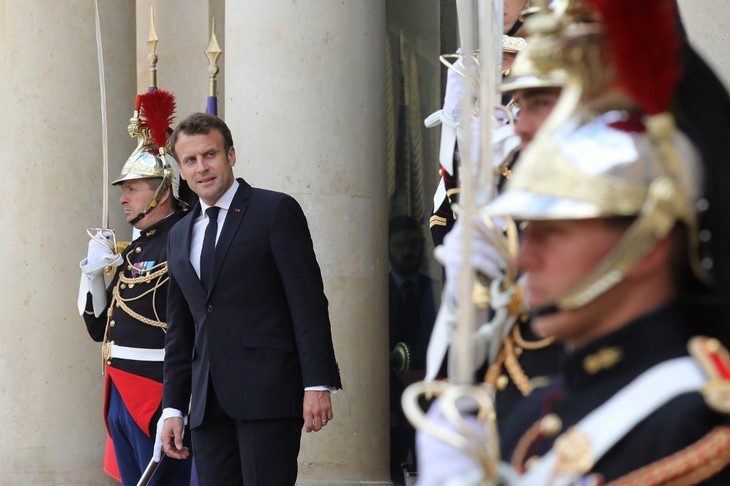 «Nous n’avons pas le droit de nous reposer » Macron remobilise les parlementaires de la majorité