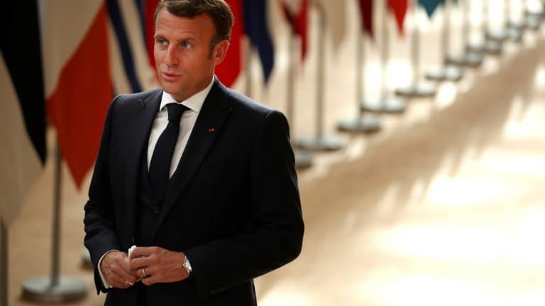 Emmanuel Macron salue "un jour historique" pour l'Union européenne
