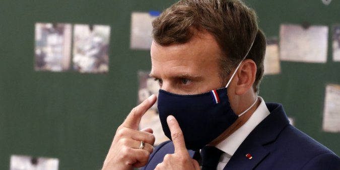 "L'État et le contribuable français n'ont pas vocation à payer des masques pour tout le monde, tout le temps. Cela doit rester une politique sociale" - Emmanuel Macon, président de la République