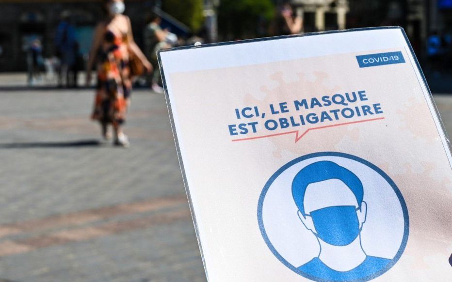 La préfecture de police de Paris a annoncé ce mardi rendre obligatoire le port du masques dans certaines zones de la capitale à forte fréquentation.
