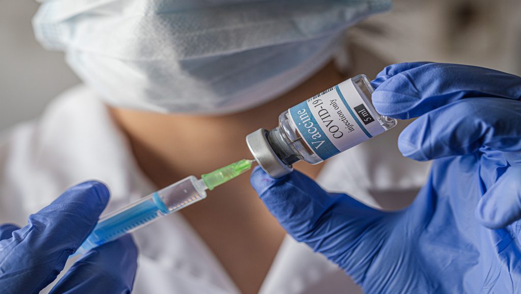 Imbroglio autour de la commercialisation d’un vaccin contre le nouveau coronavirus