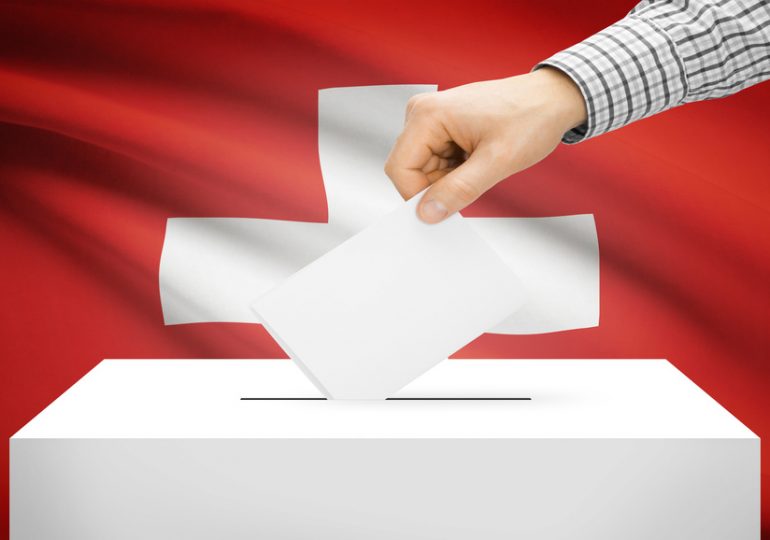 « Vive la Suisse libre » et le vote par internet !