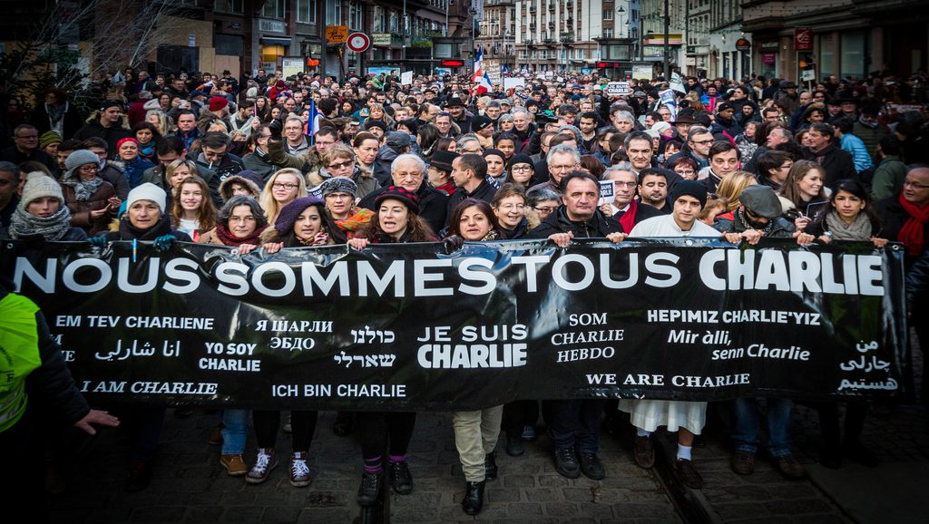 France : 5 ans après les attentats, que reste-t-il de l’esprit Charlie ? – Podcast Vidéo