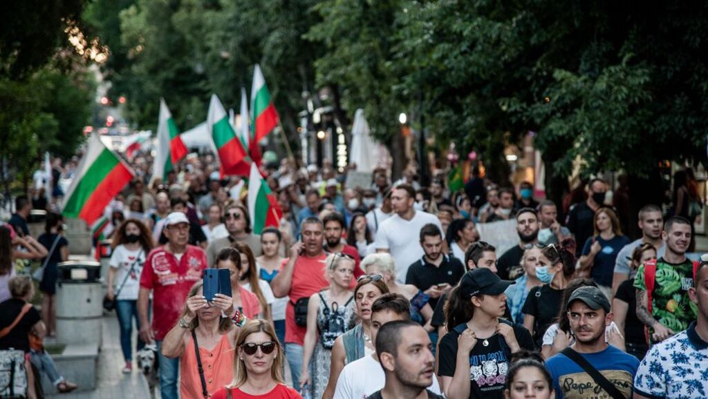 La population bulgare appelle l’UE à cesser de financer les mamamouchis au pouvoir