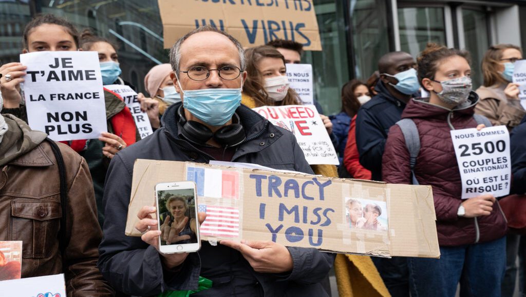 Rencontre avec « Love is not tourism »