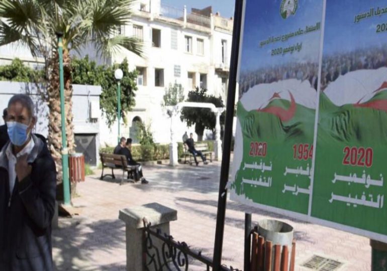 Algérie : le référendum constitutionnel marqué par l'abstention