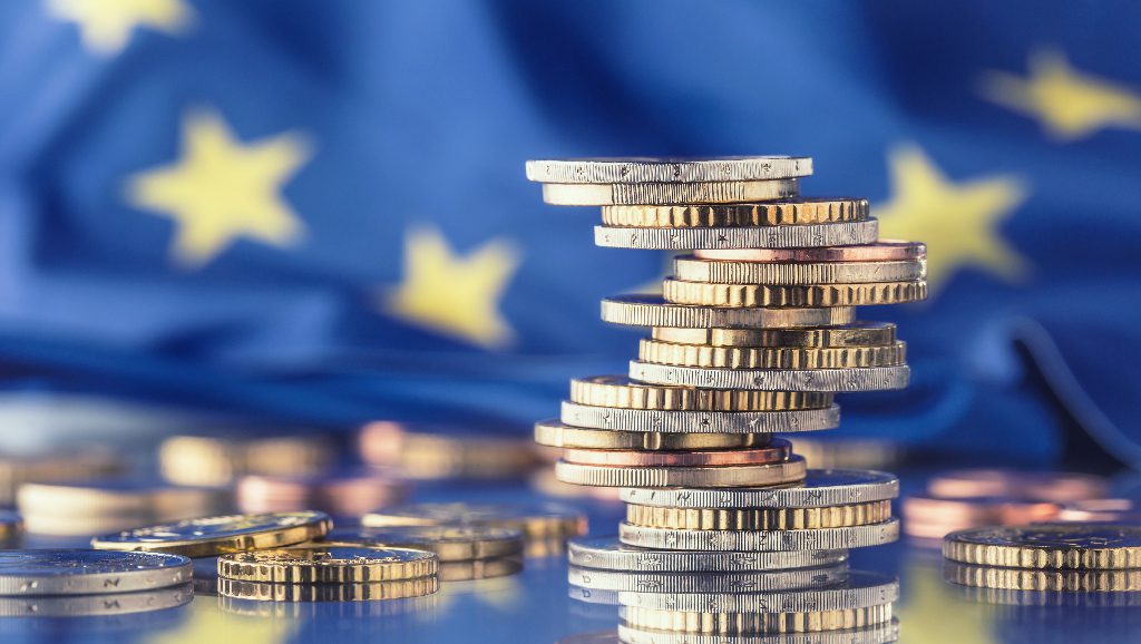 Budget européen : accord entre les eurodéputés et le Conseil avec 16 milliards d’euros en plus