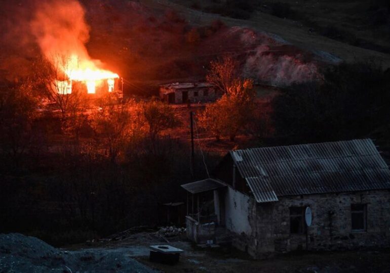 Haut-Karabakh : la politique de la terre brûlée