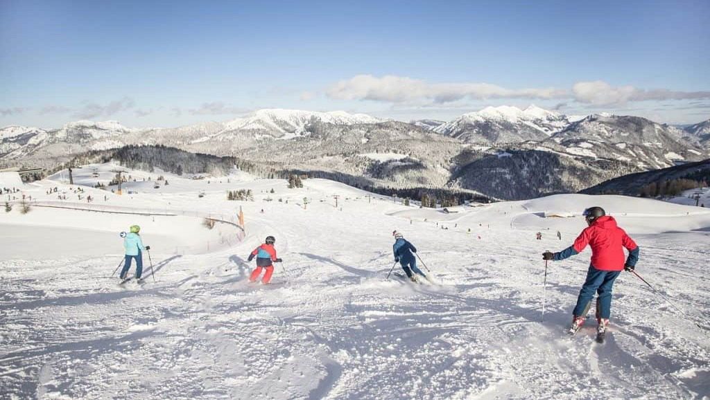 L’Allemagne met la pression sur l’UE pour interdire les séjours au ski