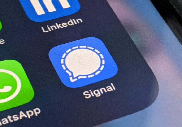 Face aux nouvelles règles de WhatsApp, le boom de l’application concurrente Signal