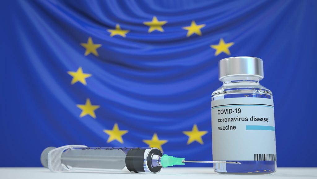Covid-19 : la Commission européenne réfute l’existence d’accords parallèles pour l’achat de vaccins supplémentaires