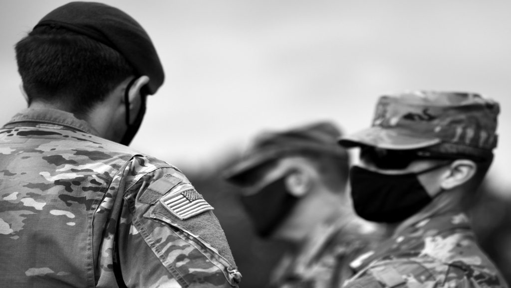 Pendant l’épidémie, la guerre continue.