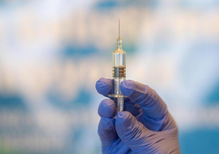 L’UE appelle les 27 à vacciner 70 % des adultes d’ici fin août