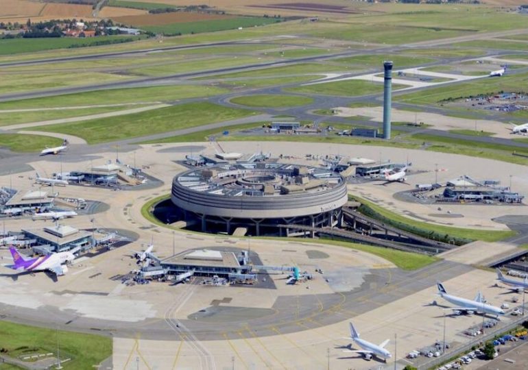 La fermeture de l'espace aérien français sera-t-il soumis au vote du Parlement ?