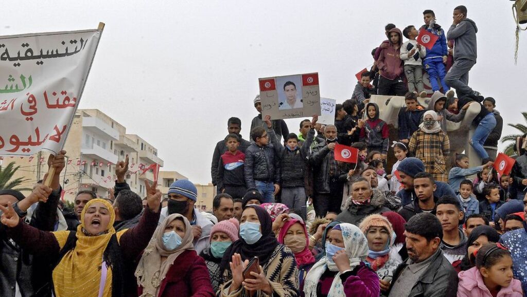 10 ans plus tard, la révolution en Tunisie a-t-elle tenue ses promesses?