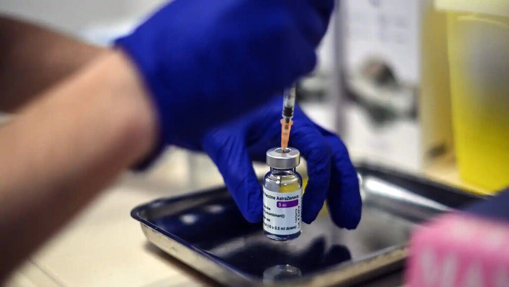En France, les vaccinations d’AstraZeneca ont débuté