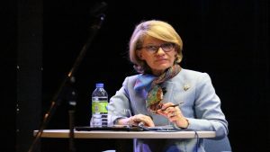 Anne Genetet et les élections consulaires