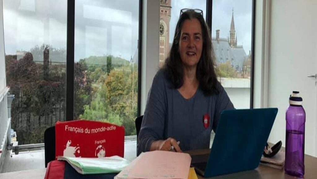 « Chemins d’expats » reçoit Catherine Libeaut, une élue verte qui carbure