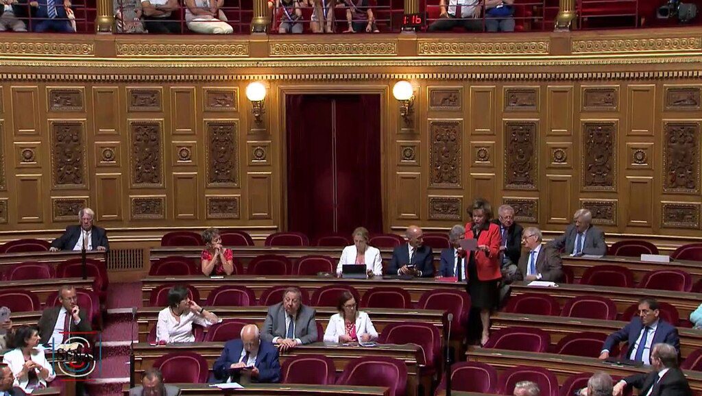 Loi sur le séparatisme : Anne Genetet dénonce les propos de Jacky Deromedi