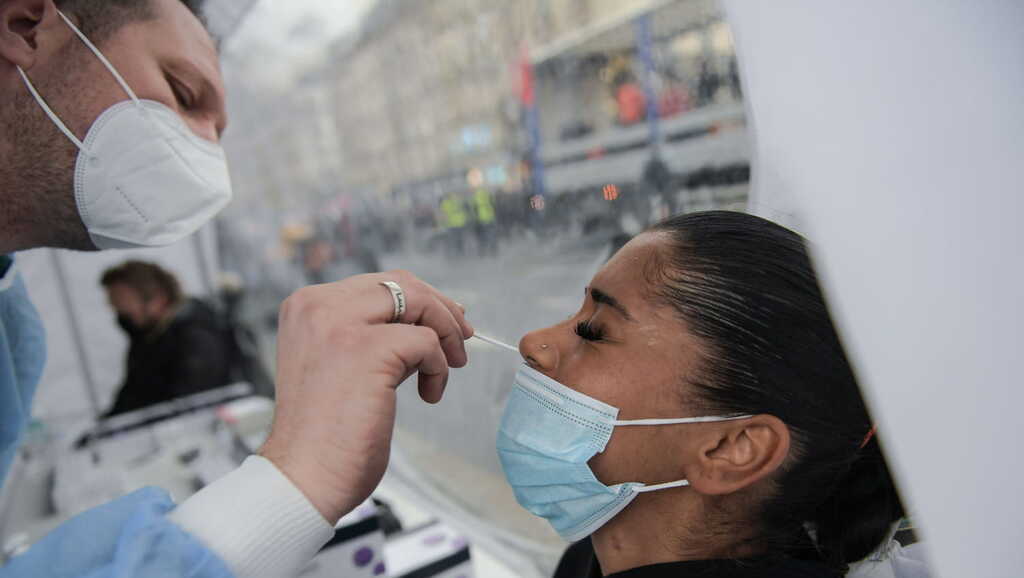 Passe sanitaire. La fin des tests Covid gratuits est-elle anticonstitutionnelle ?