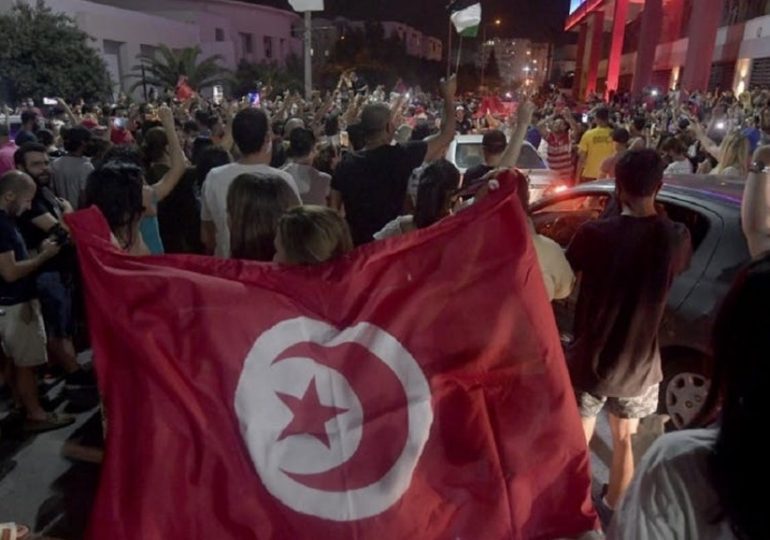 Les mesures d'exception prolongées en Tunisie