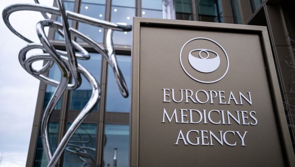 Covid : le régulateur européen doit se prononcer sur la troisième dose