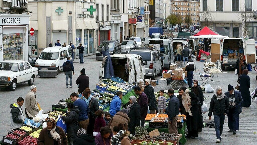 Molenbeek entre ombre et lumière.