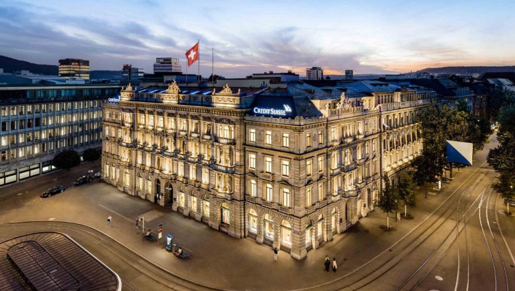 Le Crédit suisse, valet du communisme ?