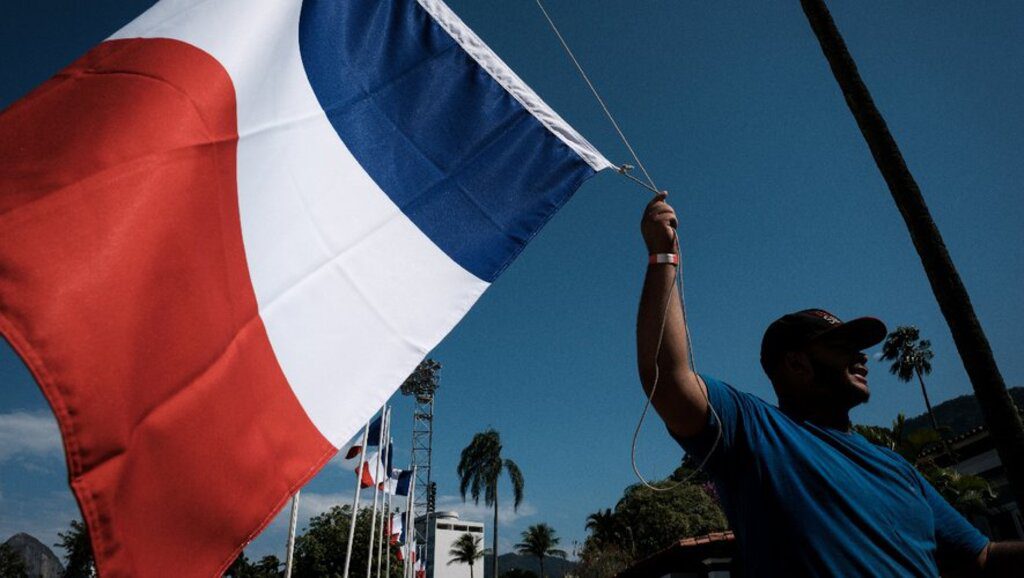 Bon ou mauvais, mon pays !