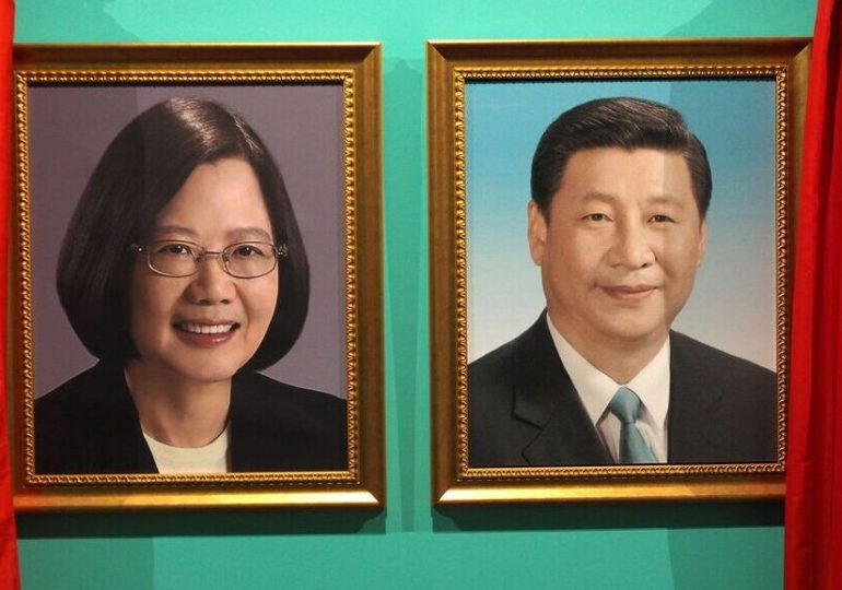 Chine : Xi Jinping promet une "réunification" pacifique avec Taïwan