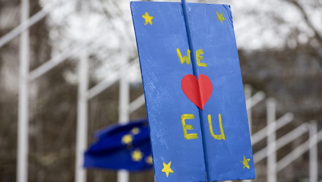 La France accueille à bras ouverts l’accord de coalition allemand, très pro-européen