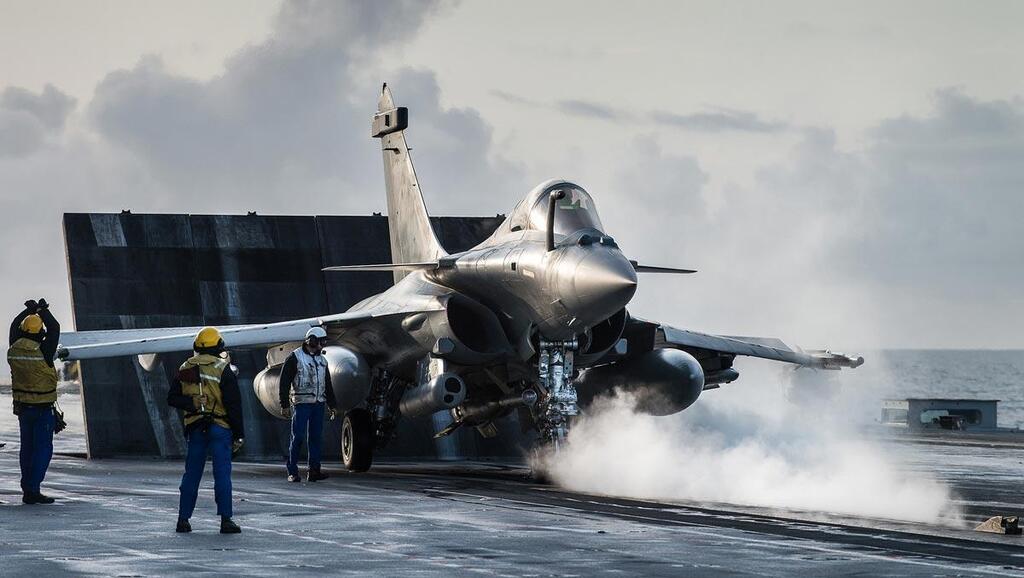 Ces Rafales qui cachent la forêt