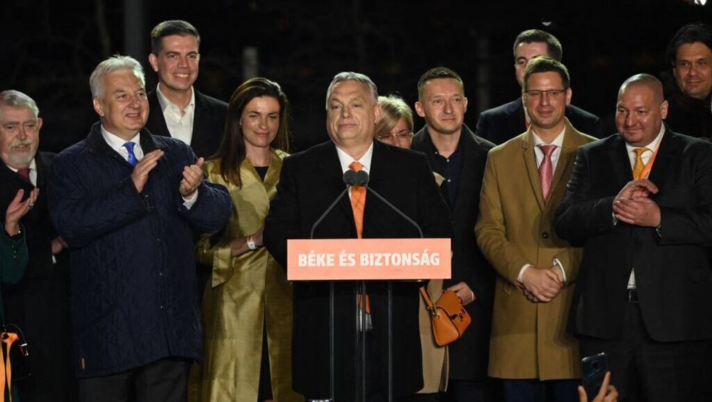 Hongrie : les populistes remportent les législatives