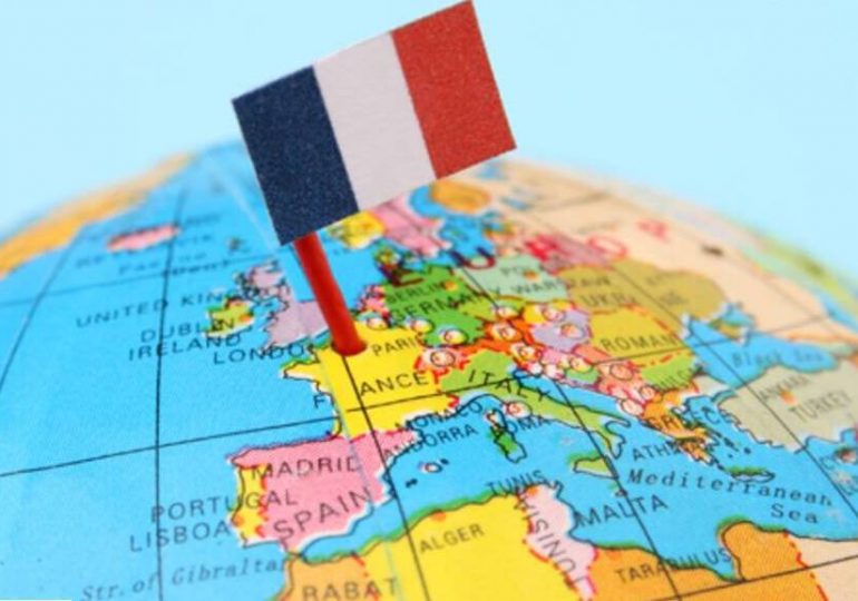 L'élection française à l'international