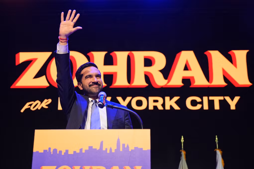 Zohran Mamdani à New York, le 4 novembre 2025. ©ANGELINA KATSANIS / AFP